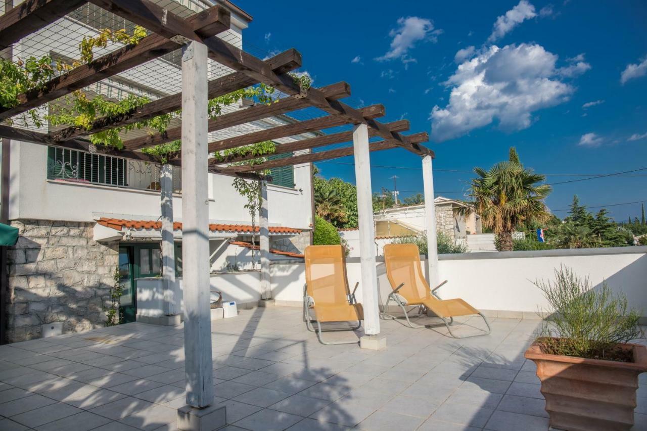 Villa Nika Selce Exterior photo